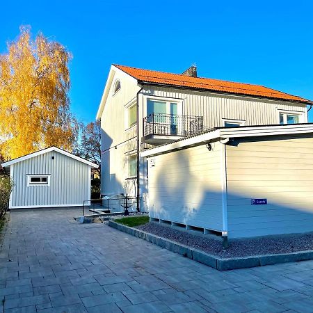 3 Rooms With Private Kitchen & Private Bathroom 5B Gävle Exterior foto