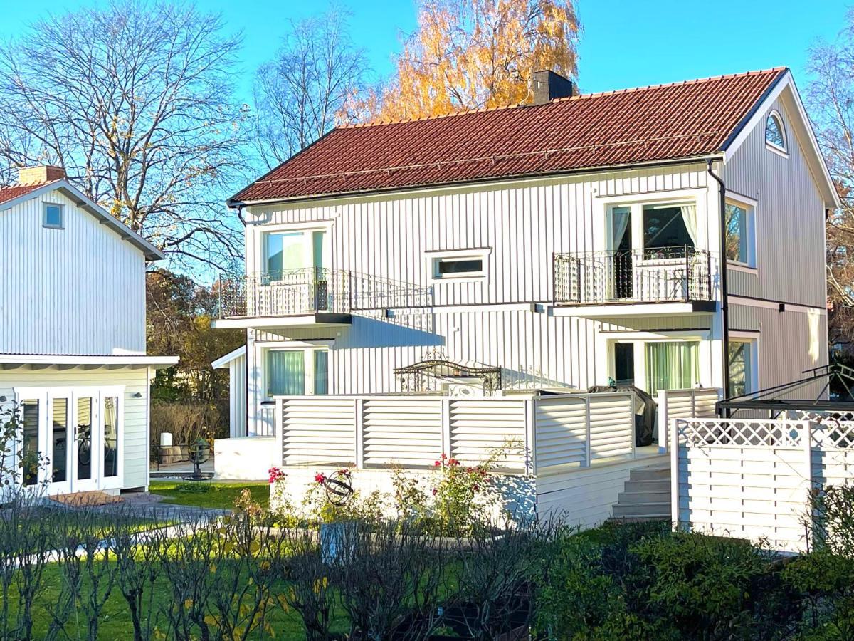 3 Rooms With Private Kitchen & Private Bathroom 5B Gävle Exterior foto