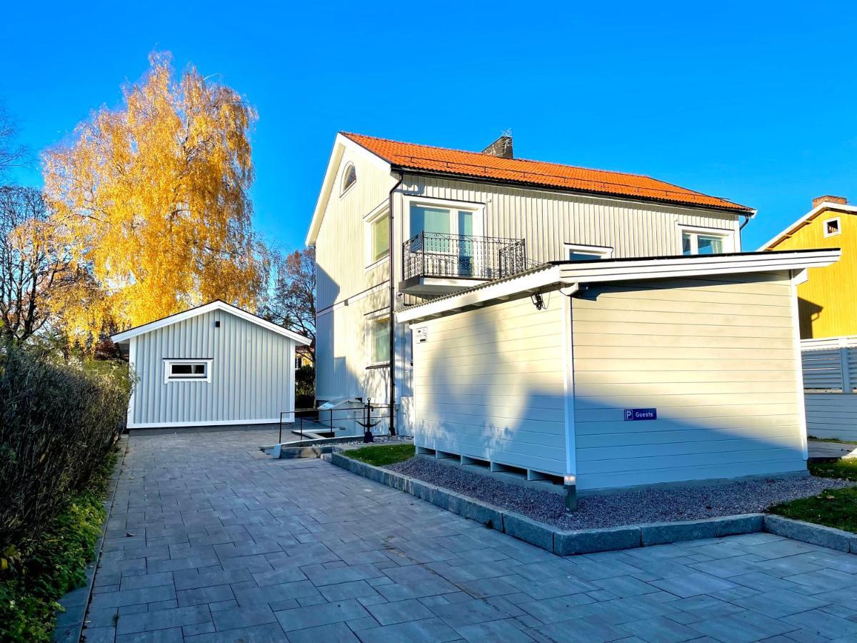 3 Rooms With Private Kitchen & Private Bathroom 5B Gävle Exterior foto